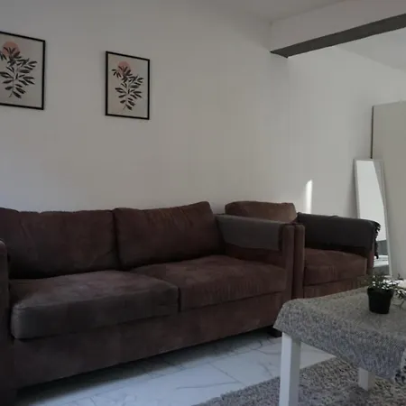 M & E Apartament