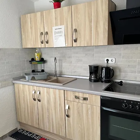 Apartament M & E *